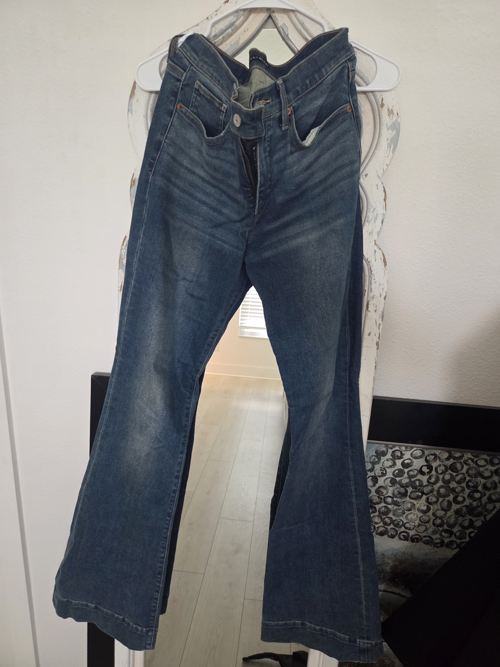 Lucky Brand Women's Dark Blue Flare Jeans - Wide Leg